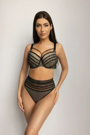 Hypnotic poolpolsterdatud rinnahoidja