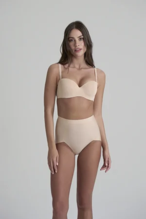 Kergelt korrigeerivad püksid 2 paari